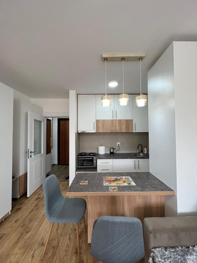 Apartmani Imperial 新帕扎尔 外观 照片