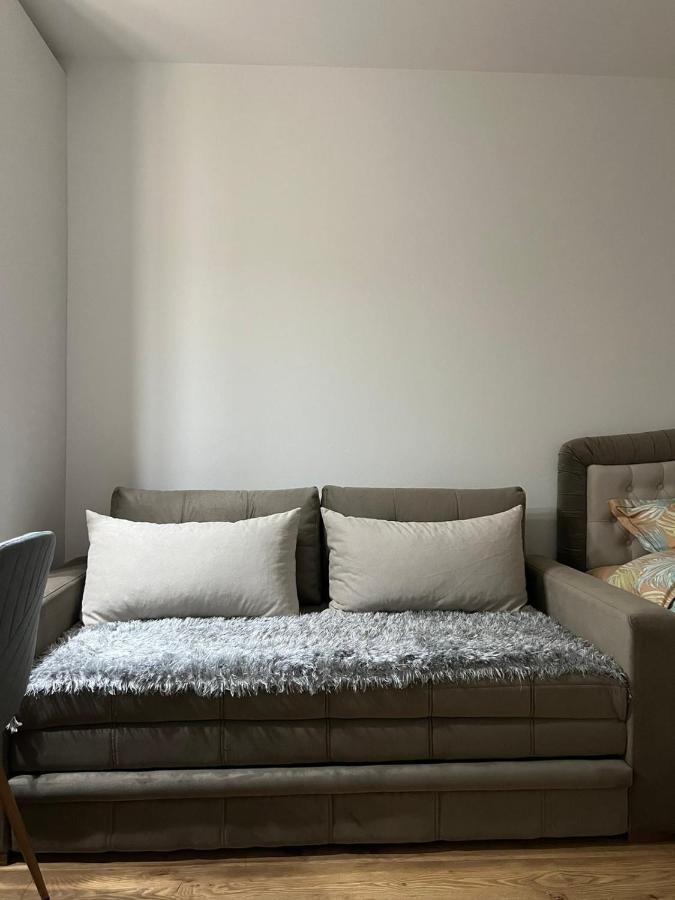 Apartmani Imperial 新帕扎尔 外观 照片
