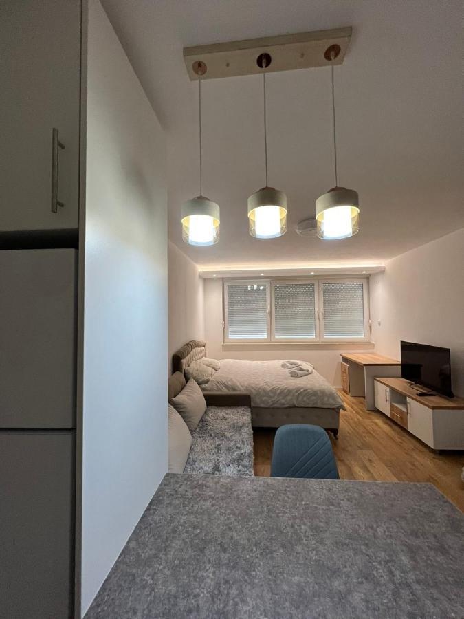 Apartmani Imperial 新帕扎尔 外观 照片