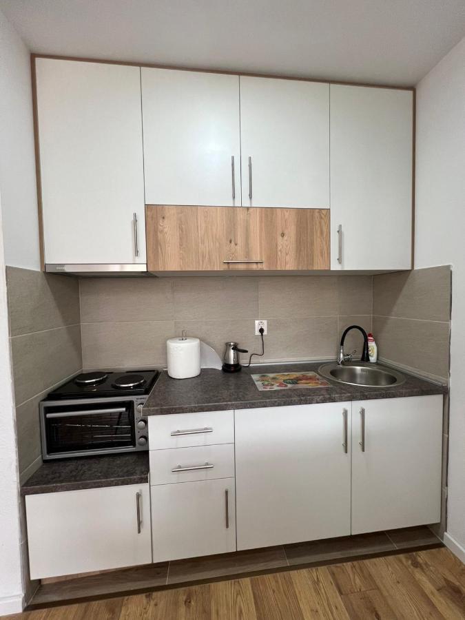 Apartmani Imperial 新帕扎尔 外观 照片