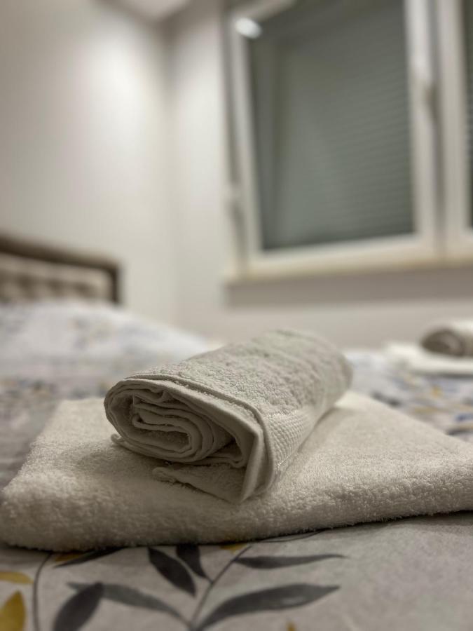 Apartmani Imperial 新帕扎尔 外观 照片