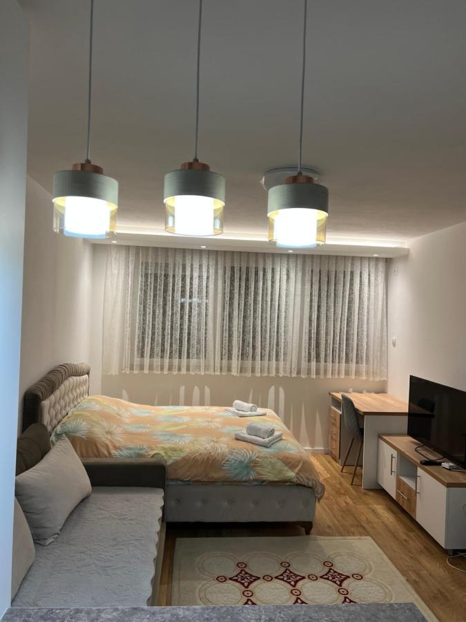 Apartmani Imperial 新帕扎尔 外观 照片
