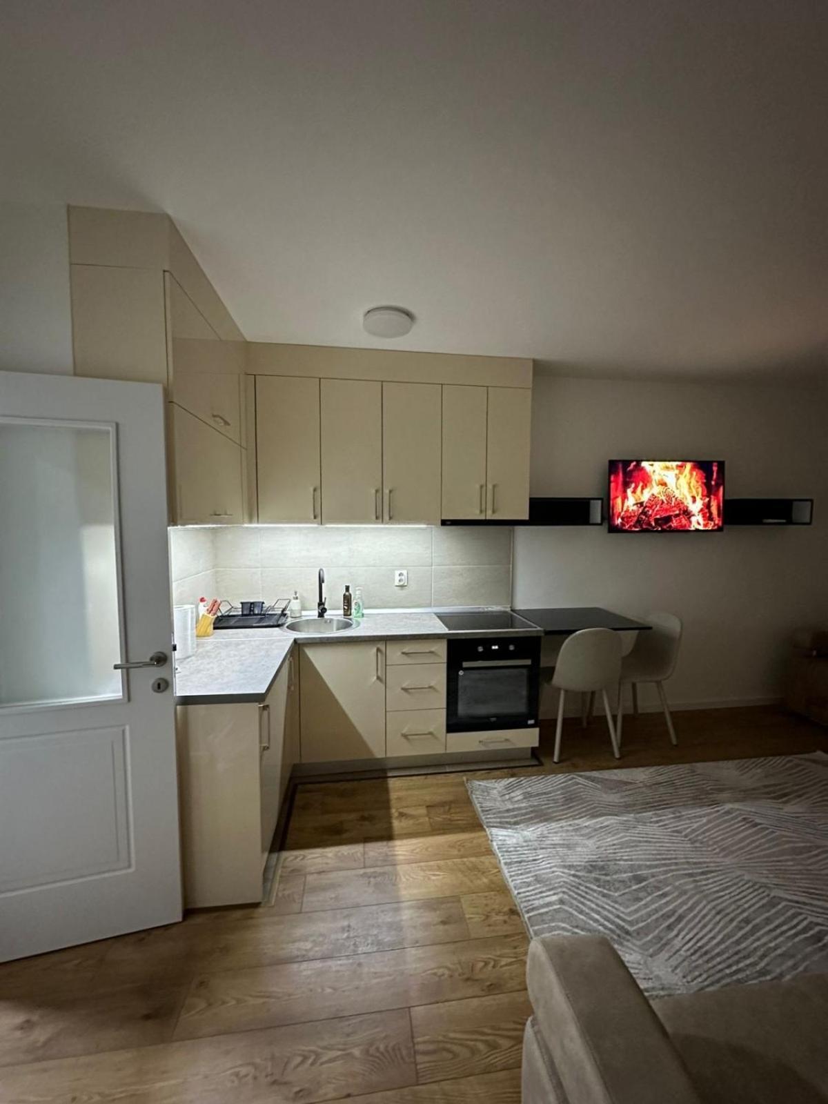Apartmani Imperial 新帕扎尔 外观 照片