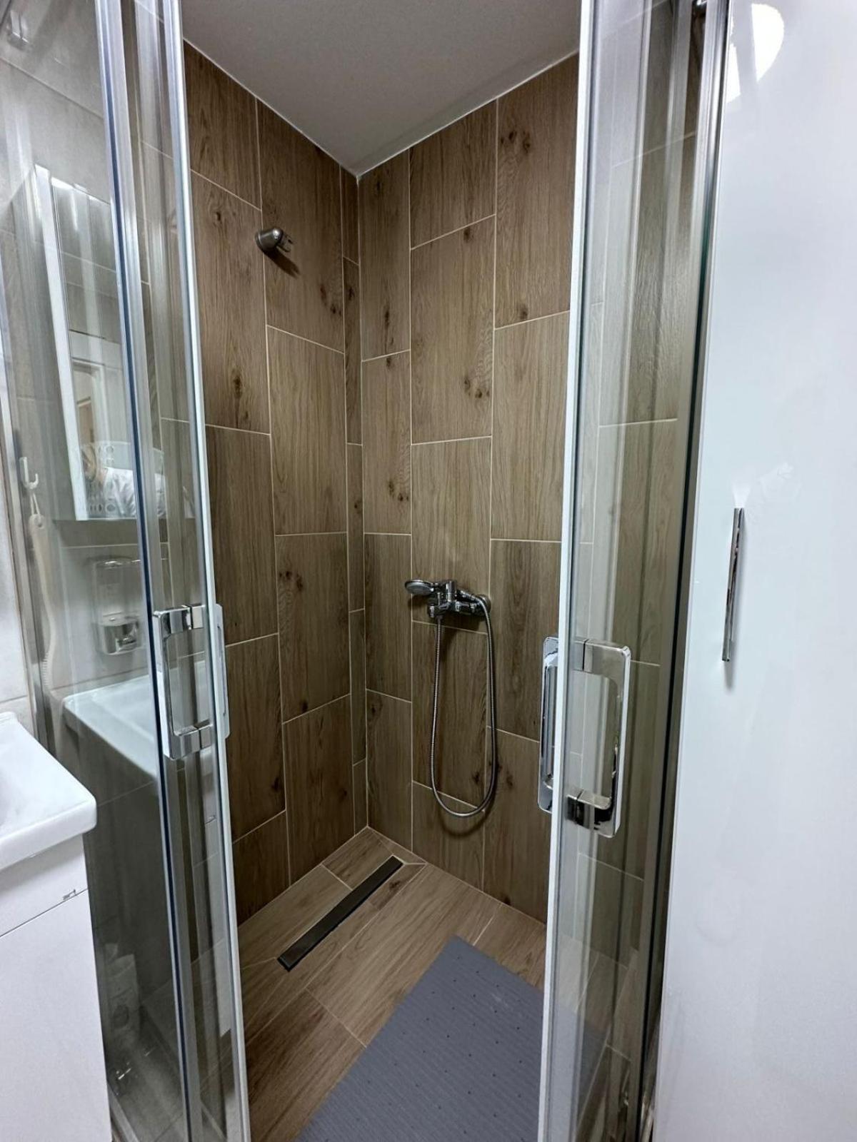 Apartmani Imperial 新帕扎尔 外观 照片